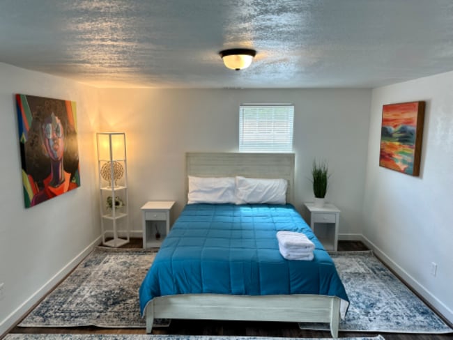 Building Photo - 826 2nd St SW Rental