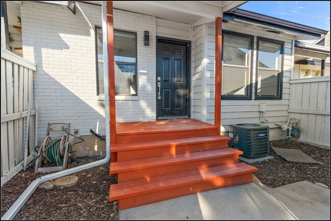 Photo - EAST2746 Unit 1