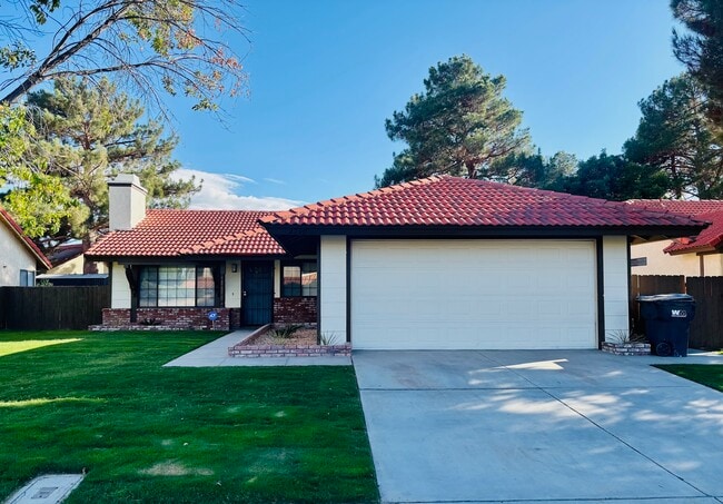 Photo - 2730 W Ave K 4
