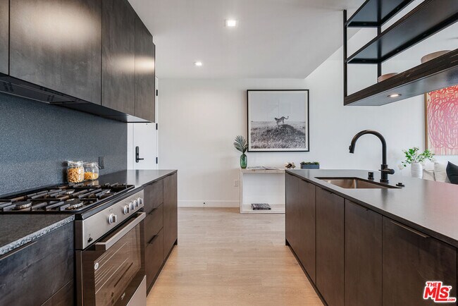 Photo - 10700 Tabor St Unit 524
