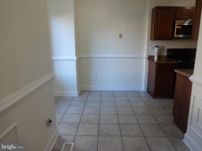 Photo - 2829 Cambridge Dr