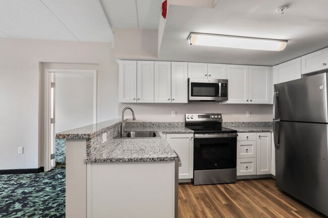 Kitchen - Residences at Rumsey Place