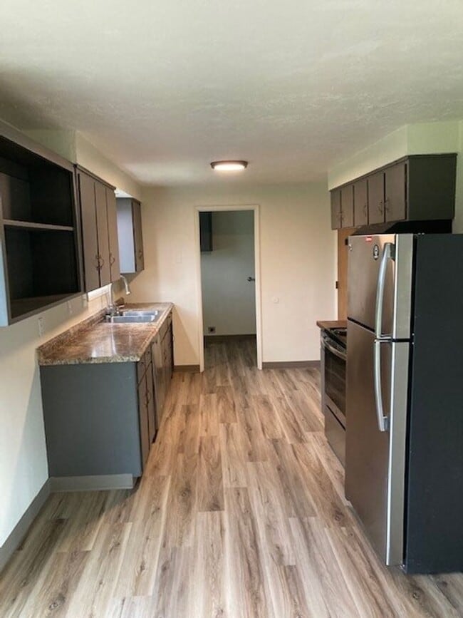 Photo - (OCK 5) Beautifully remodeled 2 bedroom/1.5 bath duplex Unidad 1748