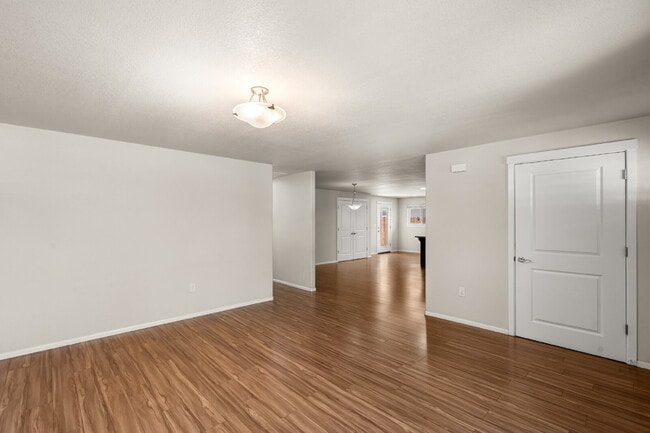 Photo - 229 Reanna Way