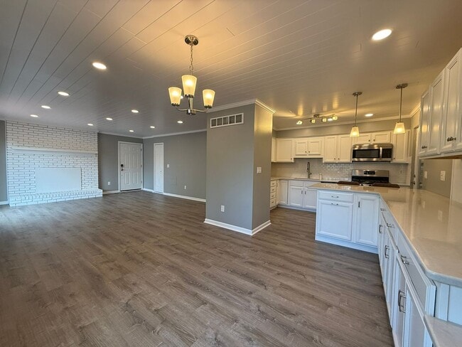 Photo - 27870 Reo Rd