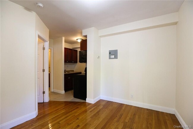 Photo - 140 E Hartsdale Ave Unit 1S