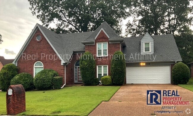 Building Photo - The Space You Need, The Features You Want ... Rental