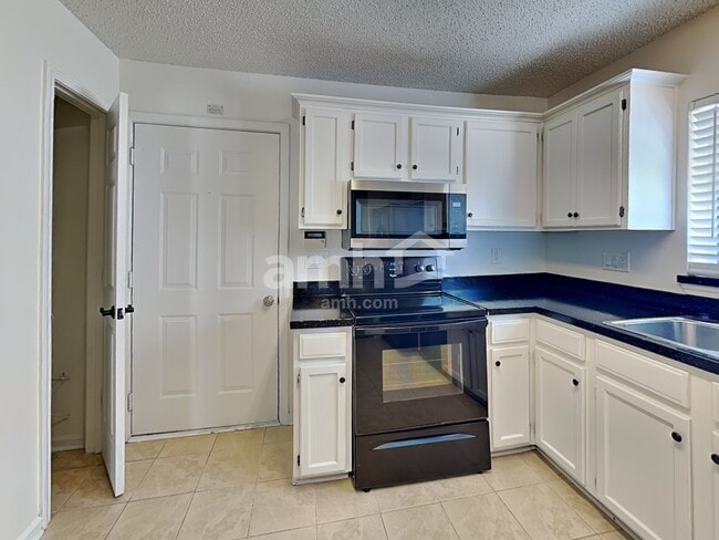 Photo - 3275 Guernsey Ct