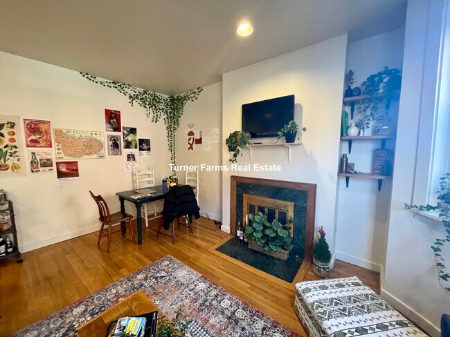 Photo - 616 Columbus Ave Unidad 1