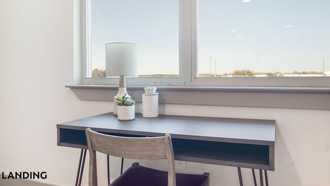 Photo - 2995 Railside Lp Unit 4-312