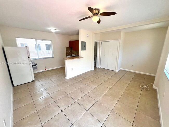 Building Photo - 690 NE 85th St Unit 3D-3D Rental