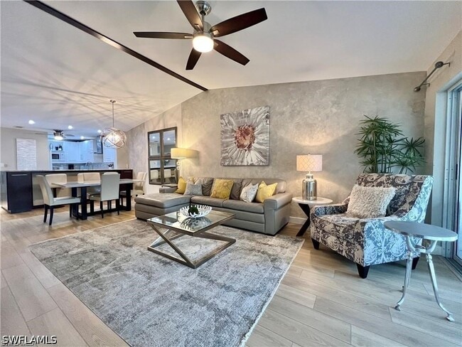 Photo - 1120 Sarah Jean Cir Unidad B205