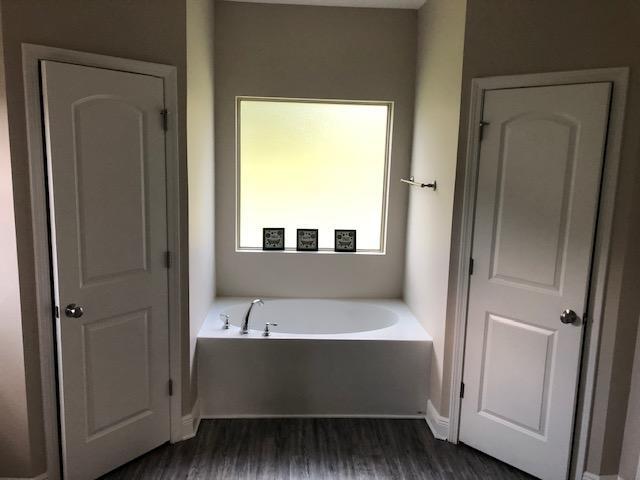 Photo - 7345 School House Ln