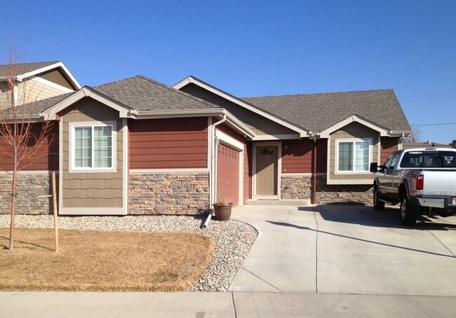 Building Photo - Beautiful 3 Bedroom 2 Bath Ranch-Style Home in SW Loveland!