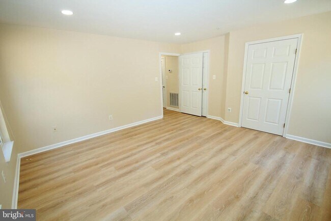 Photo - 7532 Coxton Ct Unit 122
