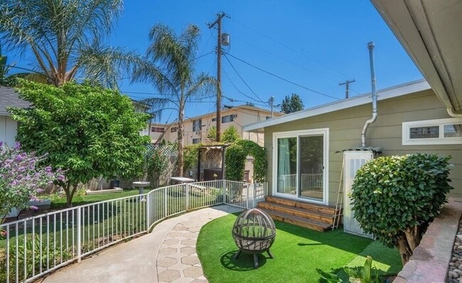 Photo - Single-Story 3BR Home with Permitted ADU, Private Yard & Cul-De-Sac Location – Van Nuys