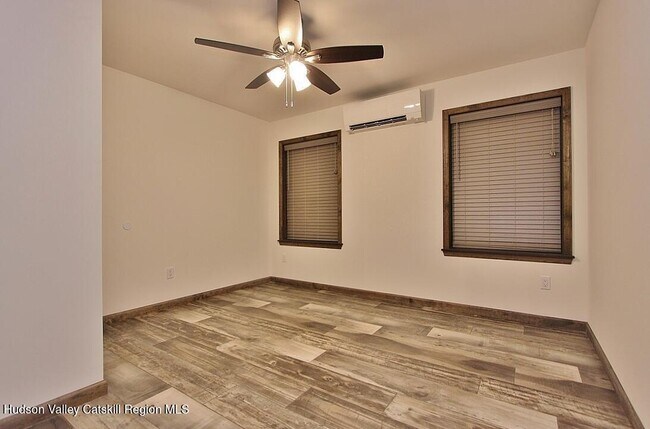 81 Connelly Rd