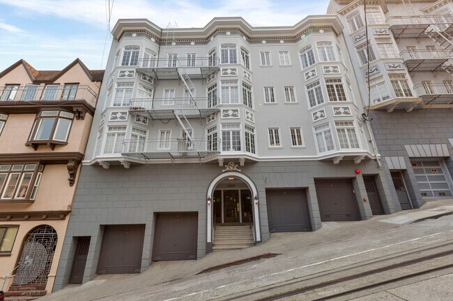 1265 Washington