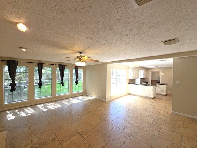 Photo - 2502 Fairwind Dr