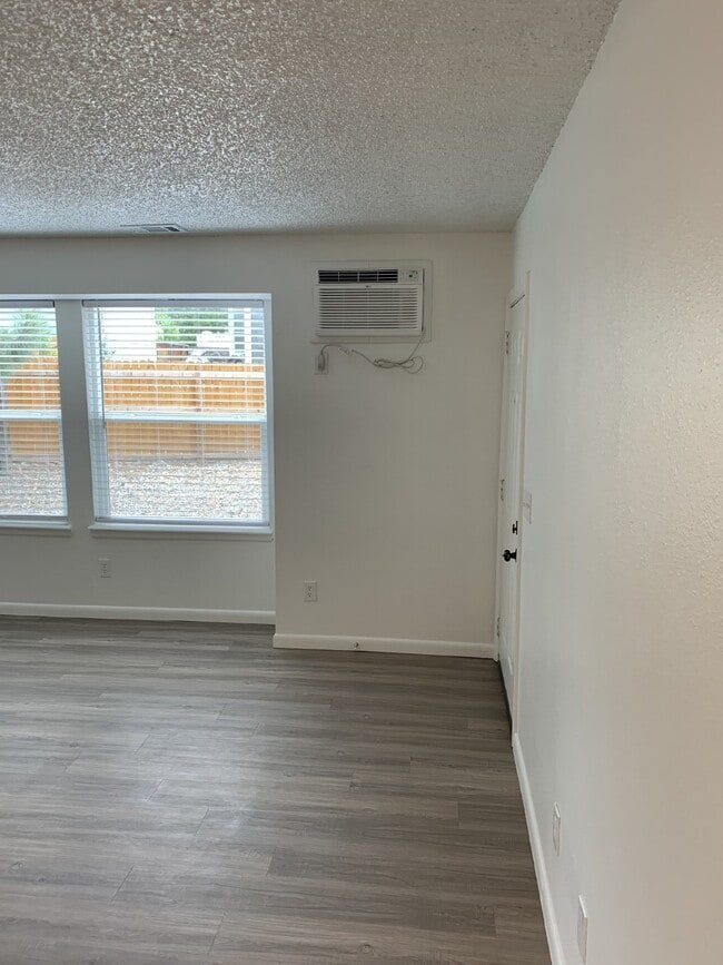 Photo - 50% Off First Months Rent - 2 Bed, One Bat... Unit B