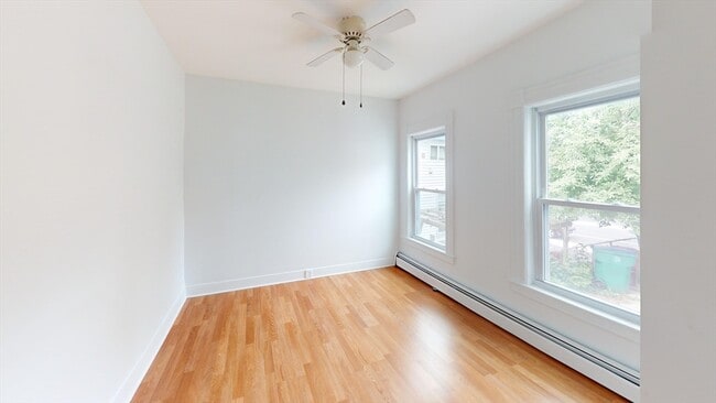 Photo - 26 A St