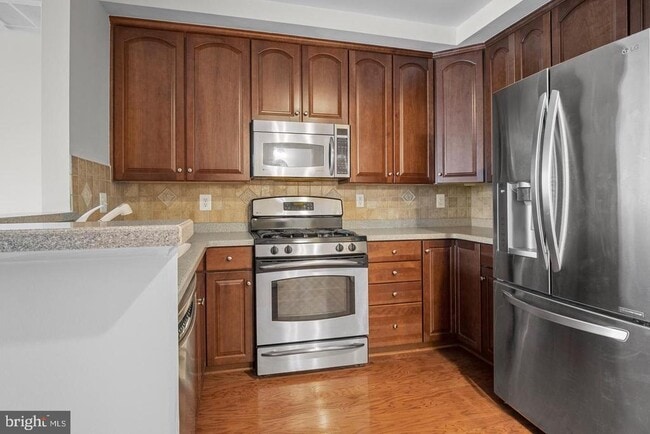Photo - 4610 Battenburg Ln Unit 821