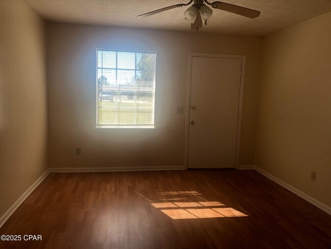 Photo - 6707-6722 FL-22 Unit A