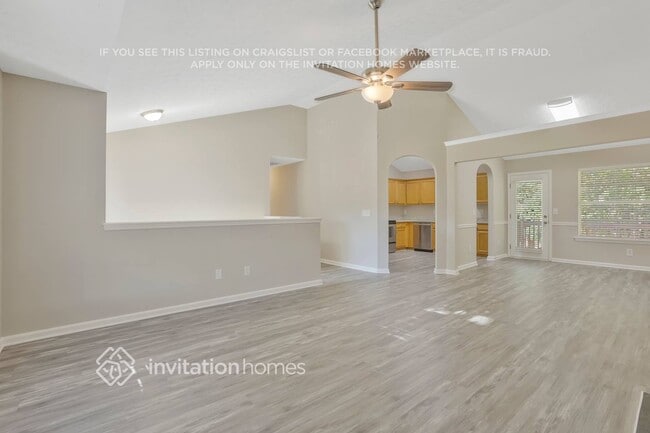 Photo - 1520 Buckingham Pl