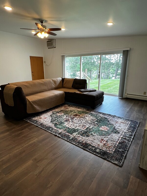 Photo - 5483 176th St Unidad 4