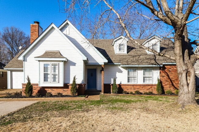 Building Photo - 6070 Halstead St