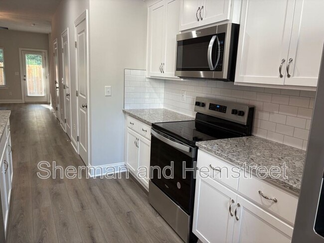 Photo - 655 Caroline Ct