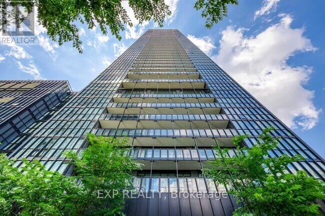 Photo - 101 Charles St E Unit 4804