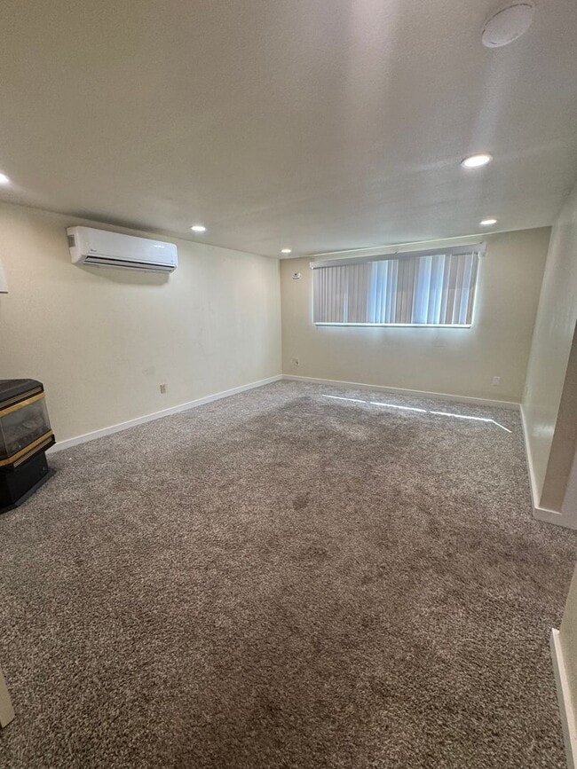 Photo - 1509 1220 W St