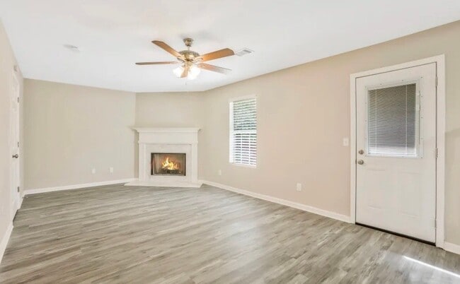 Building Photo - 2202 Clayton Ridge