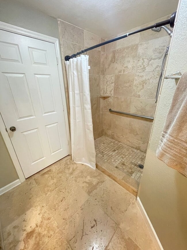 Photo - Barrington Park Condos!- Beautifully upda...