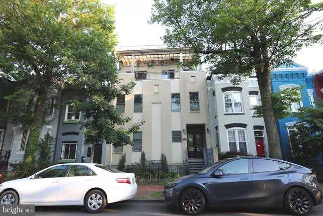 Photo - 220 P St NW Apartamento Unidad 4