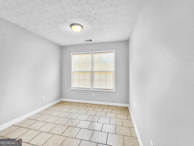 Photo - 25 Haywood Ct