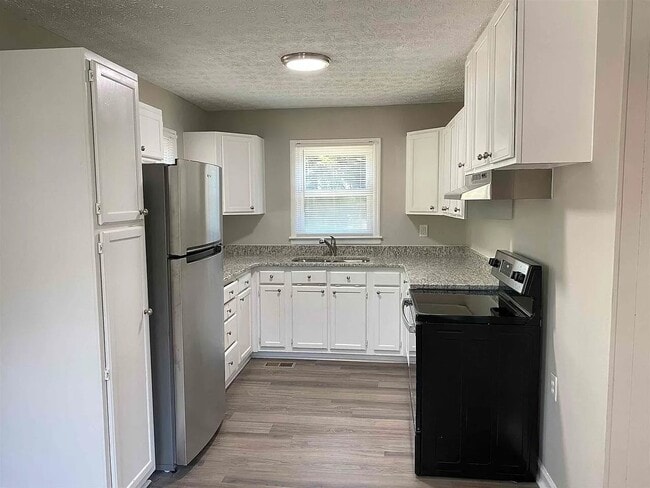 137 Napier Ave