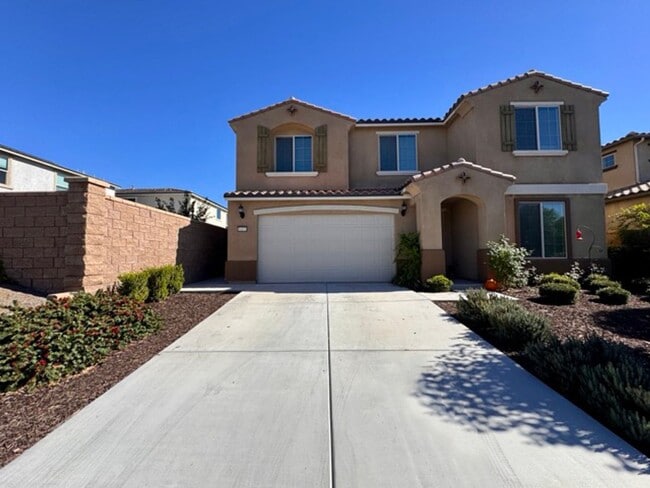 Photo - Welcome to this stunning two-story home located in the desirable Spencers Crossing community of M...