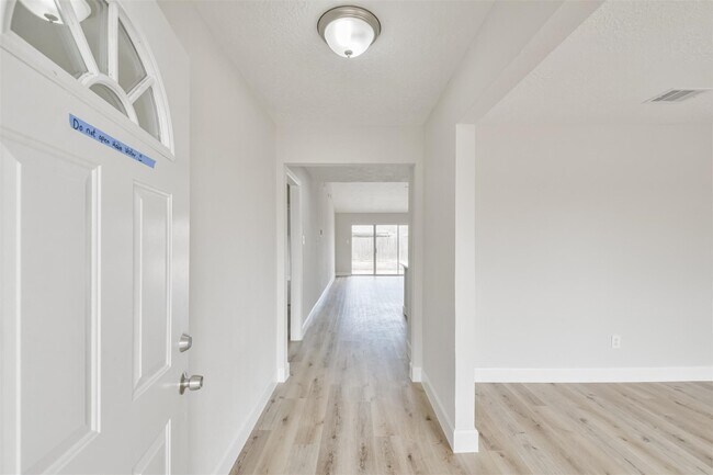 Photo - 12523 Drifting Winds Dr