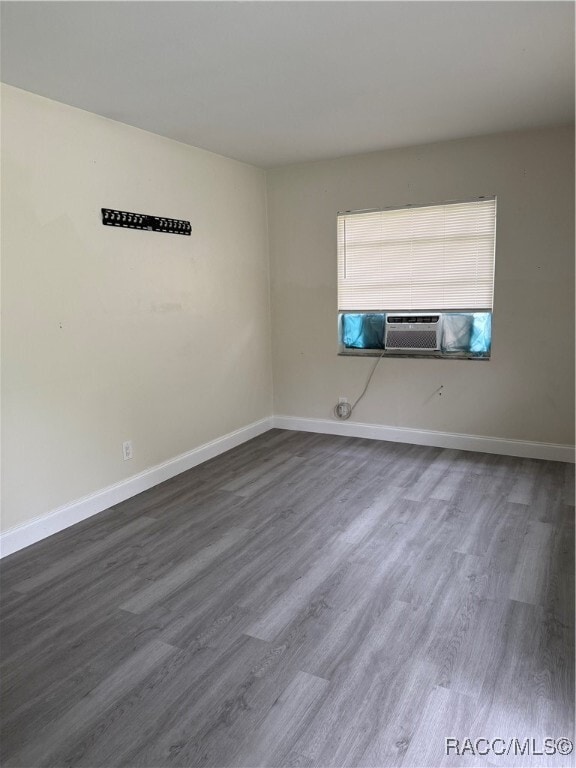 Photo - 522 NE Crystal St
