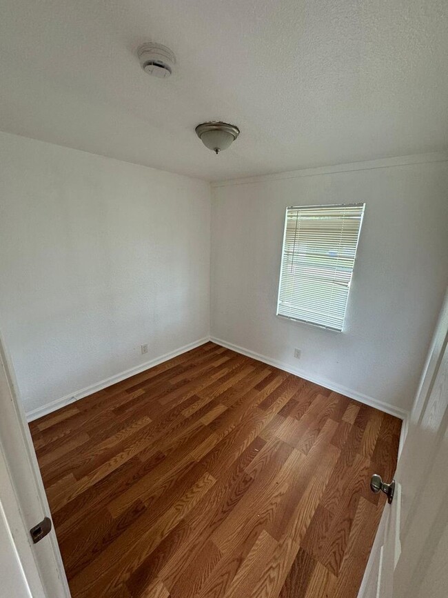 Photo - 2500 Orange Ave
