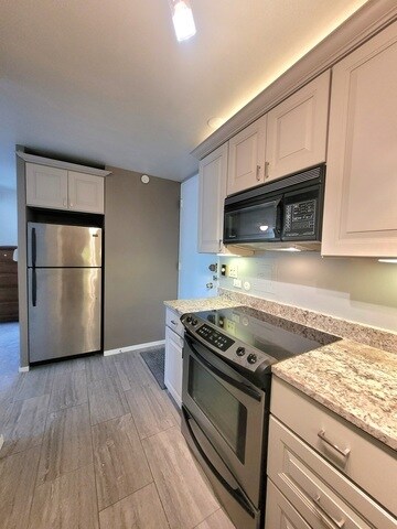 Photo - 1660 N La Salle Dr Unit 3104