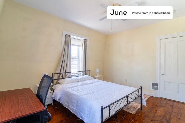 Photo - Room in Shared 5 bed/1 bath home Unit C