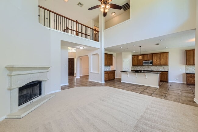 Photo - 1907 Silver Brook Ln