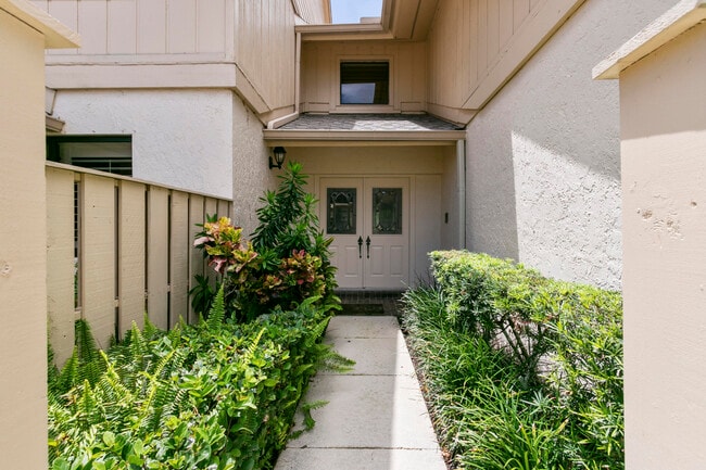 Photo - 17110 Waterbend Dr Unit 219