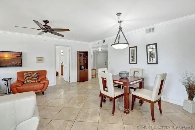 Photo - 600 Egret Cir Unit 7105