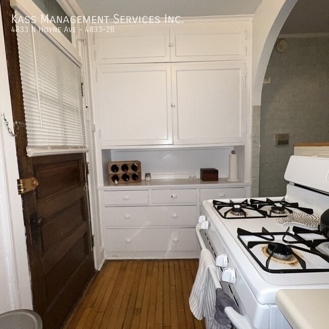 Photo - 4833 N Hoyne Ave Unit 4833-2B