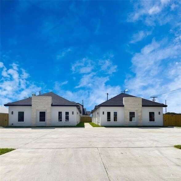 Building Photo - 1321 Joscelyn Dr Unit 2 Rental