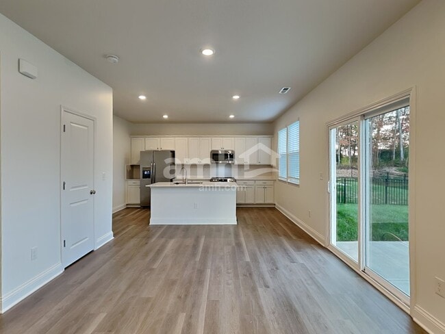 212 Rustic Barn Ct